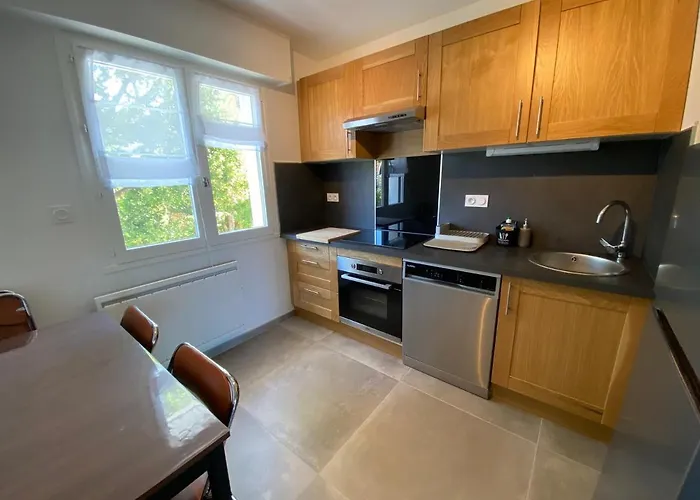 公寓 T2 Bis Moderne, Lumineux, Parking Privatif, - Fr-1-555-69 *